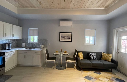 Royal Bahamian Estates Apartment | 42 m² Studio flat ∙ 1 bedroom ∙ 3 guests