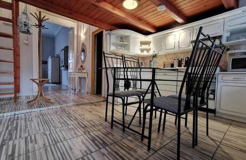 Miskolc Apartment | 45 m² Apartment ∙ 2 bedrooms ∙ 5 guests