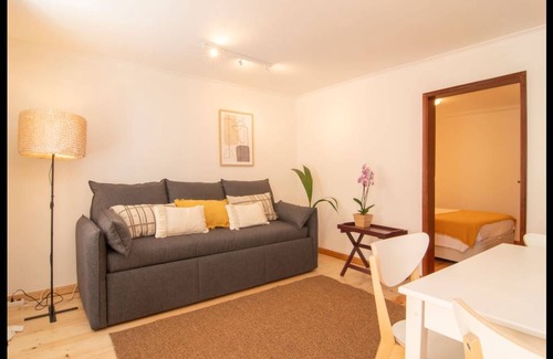 Santa Engracia Apartment | 57 m² Apartment ∙ 1 bedroom ∙ 4 guests