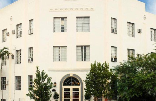 Mid Beach Hostel | 63 m² Hostel ∙ 127 guests