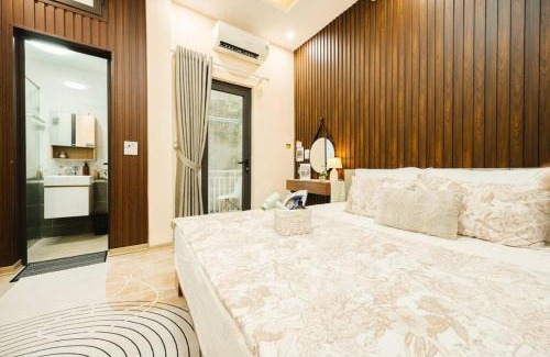 Ba Dinh House | 6pax Full house 100m to Train street Heart of Old Quarter
