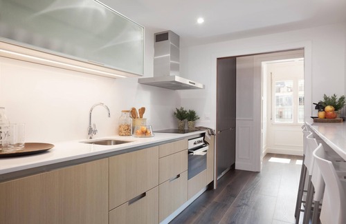 Eixample Apartment | A tailor-made jewel for large families