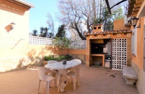 Molinell House | Anacasa Bassetes Playa San Fernando CA550