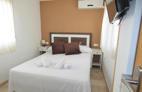 Molinell House | Anacasa Bassetes Playa San Fernando CA550