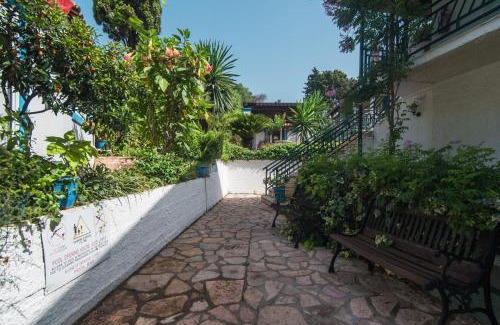 Dafnata Apartment | Andromaches sea view studio 2