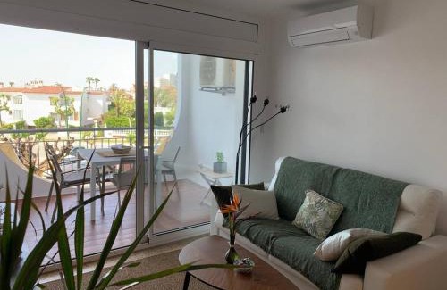 Empuriabrava Apartment | AwayDays Estudio Vista Mar con Wi-Fi
