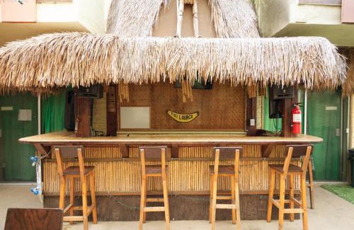 Melrose Hostel | Banana Bungalow West Hollywood Hotel & Hostel