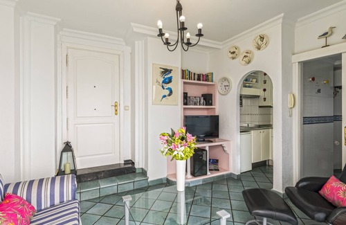 Las Palmas de Gran Canaria Apartment | Beachfront penthouse with a 30 Square meters terass and free Wifi.
