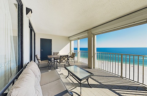 Orange Beach Condo | Beachfront Corner Unit w/ Pools & Gym