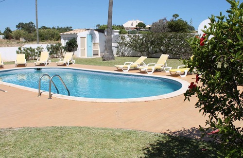 Sesmarias Villa | Beautiful 4 bedroom villa, very quiet area, 1 km from the Beach Bunny