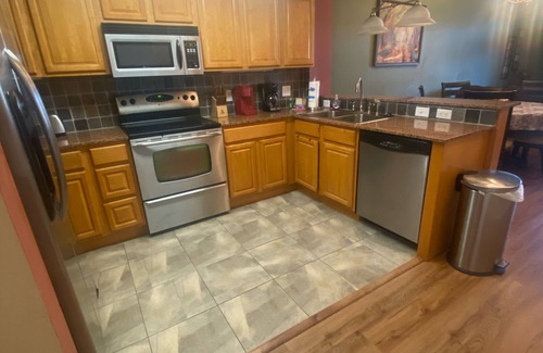 Sevierville Condo | Beautiful First Floor 2 Bed 2 Bath Riverfront Condo