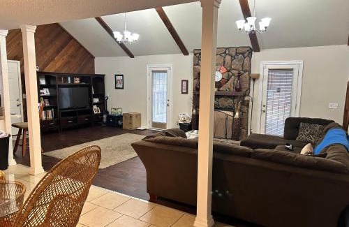 Montgomery House | Beautiful Living Area
