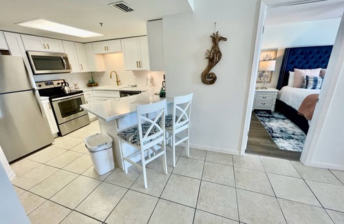 Orange Beach Condo | Best Splash Pad in town 2/2 sleeps 8 Phoenix V809