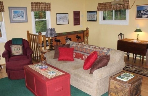 Naples Cottage | Bristol Hills Cottage