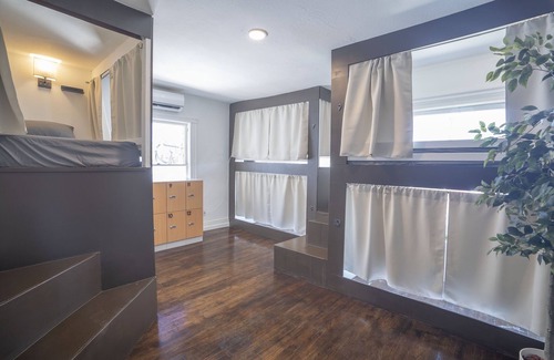 Pico-Union Hostel | Burlington Hostel