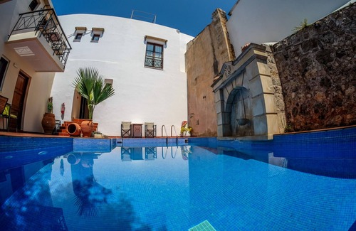 Atsipópoulon Apartment | Calergi10❤️️Self check-in❤️Very Fast Wi-Fi🌼Private outdoors space🏡Kitchen❤️️