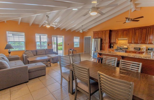 Estate Bonne Esperance 1 House | Captains' Quarters-3-bedroom house with WiFi, AC, full kitchen, pool & apartment