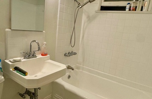 Westwood Apartment | Chic 1-bedroom apartment in fabulous Century City with WiFi, AC