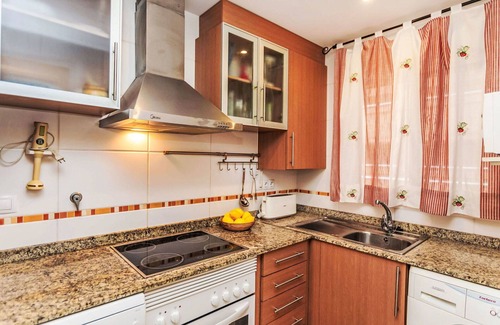 Cabanes Apartment | Cosy apartment for 6 guests with pool, A/C, TV and terrace
