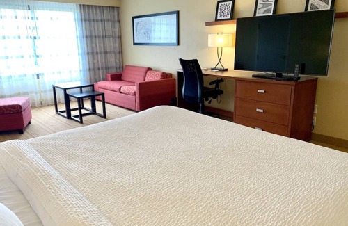 Amherst Hotel | Courtyard by Marriott Buffalo Amherst/University