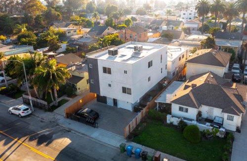 Mid City Hostel | Dondo Stay