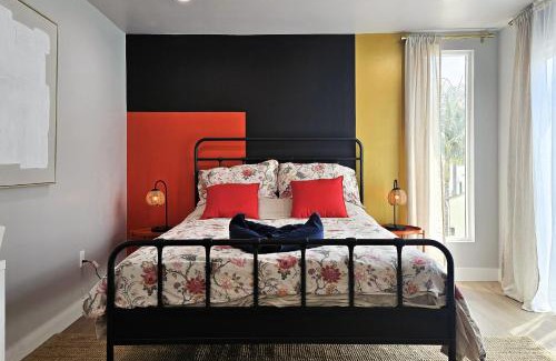 Mid City Hostel | Dondo Stay