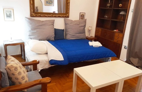Exarhia Apartment | Elegant apt in Exarchia