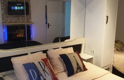 L'Hospitalet de Llobregat Resort | Private room ∙ 4 guests