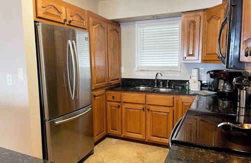 Orange Beach East Condo | Fall Getaway awaits at Jubilee Landing-boat friendly-beautiful views
