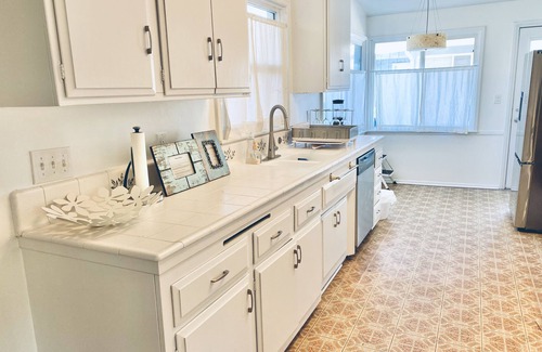 Mar Vista House | Garden view entire house 4 bedroom 2 bathroom