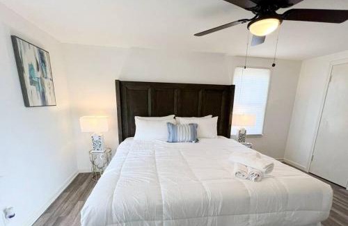 Niagara Falls House | H2O Haven: 5 mins To Niagara Falls