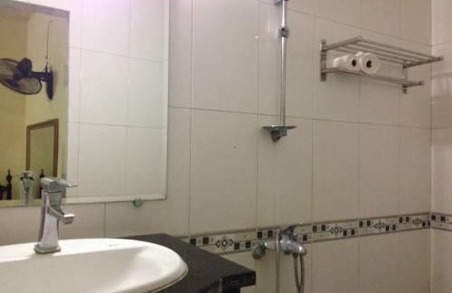 Yen Phu Apartment | Hoàng Gia Hotel -150 Nghi Tàm HN - by BAY LUXURY