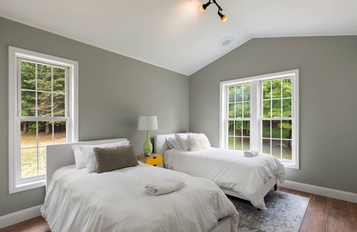 Monroe House | House ∙ 3 bedrooms ∙ 9 guests