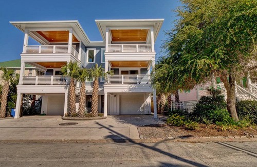 Wrightsville Beach House | House ∙ 4 bedrooms ∙ 9 guests