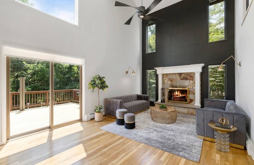 Airmont House | House ∙ 7 bedrooms ∙ 14 guests
