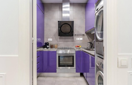 Eixample Apartment | In the heart of Eixample, in a pedestrian area, ideal for families.