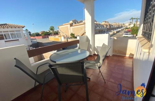 Orihuela Costa Apartment | La Cinuelica R3 first floor southerly apartment comm pool L334