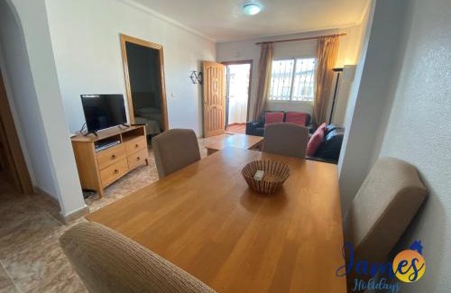 Orihuela Costa Apartment | La Cinuelica R3 first floor southerly apartment comm pool L334
