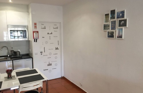 Montechoro Apartment | Located in the heart of Albufeira, 1.5 km from Oura Beach, 2.5 km