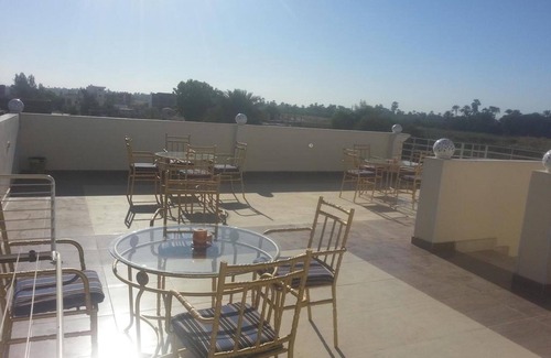 Luxor House | Luxor Star Apartments