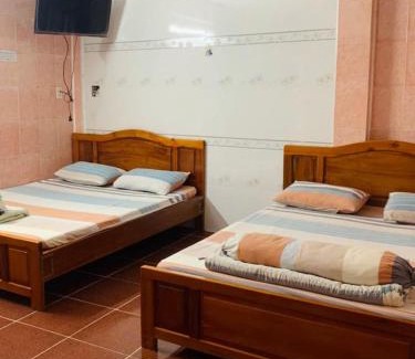Long Thanh House | Nhà Nghỉ Quỳnh Hương - Quynh Huong Hostel