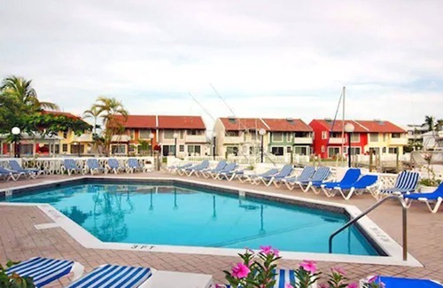 Bahama Reef Apartment | Ocean Reef Yacht Club & Resort