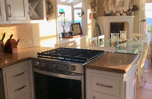 Surfside House | Oceanfront House Surfside Colony-Private Guard Gated Beach Community