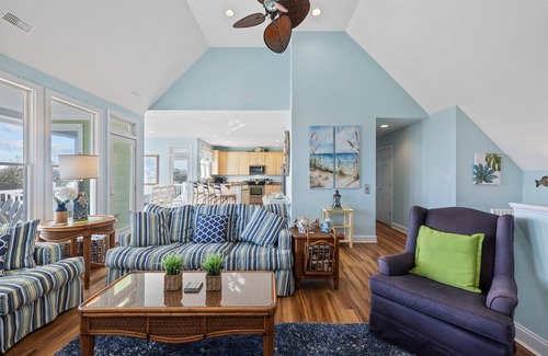 Emerald Isle House | Oceanview with elevator, private pool, golf cart, in Spinnakers Reach community