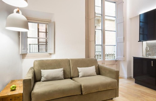 Gothic Quarter Apartment | Ola Living CND Canuda