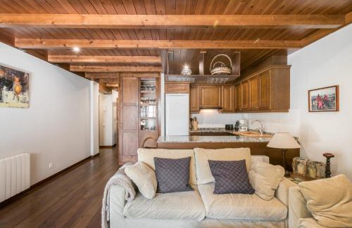 Baqueira Apartment | Orri by Totiaran