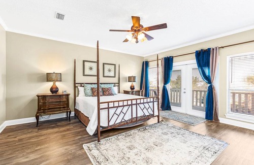 Cotton Bayou House | Outdoor Pool Family Friendly Near Beach My Beach Getaways