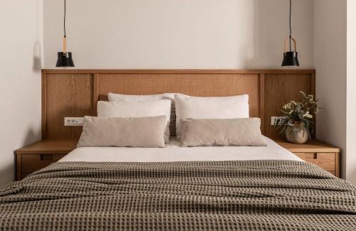 Alykes Apartment | Paradise Elegant Apartments - Perfect escape on the beach