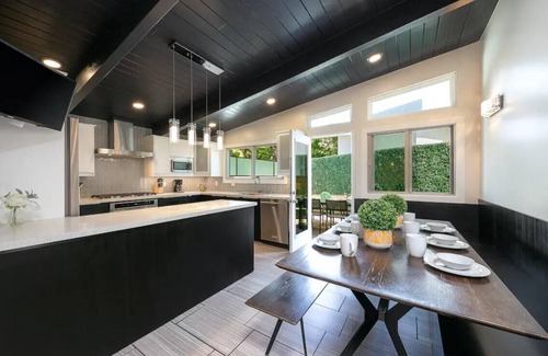 Point Loma House | Pool and Spa/A/C/Open July 9- 15/Pool Table/Pet Friendly