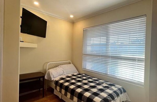 Lake Forest Resort | Private room ∙ 1 guest